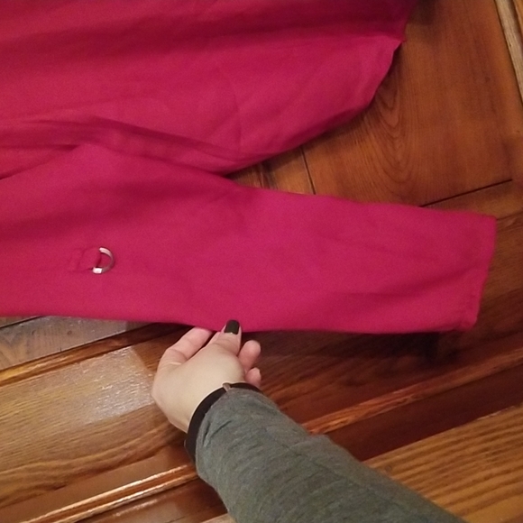 Red blouse - Picture 3 of 3